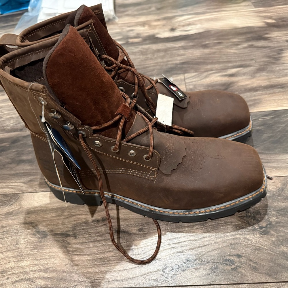 NWT Cody James Kiltie Work Boots
